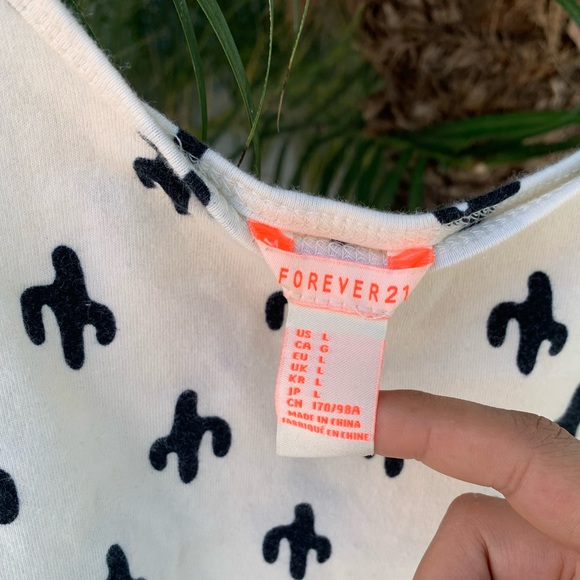 Crop top shirt - Picture 3 of 3